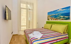 Sara Luxury Apartament 2
